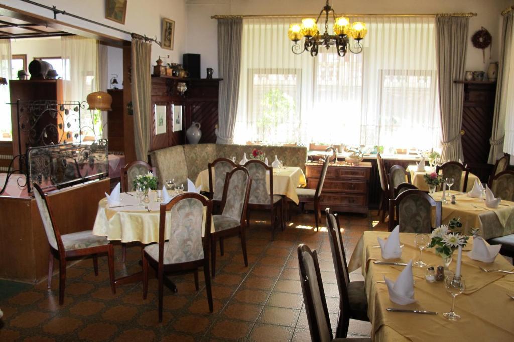 Hotel Garni Hauth Bernkastel-Kues Bagian luar foto